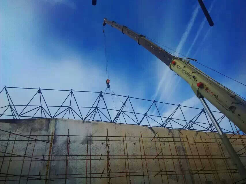 西藏食堂网架结构工程